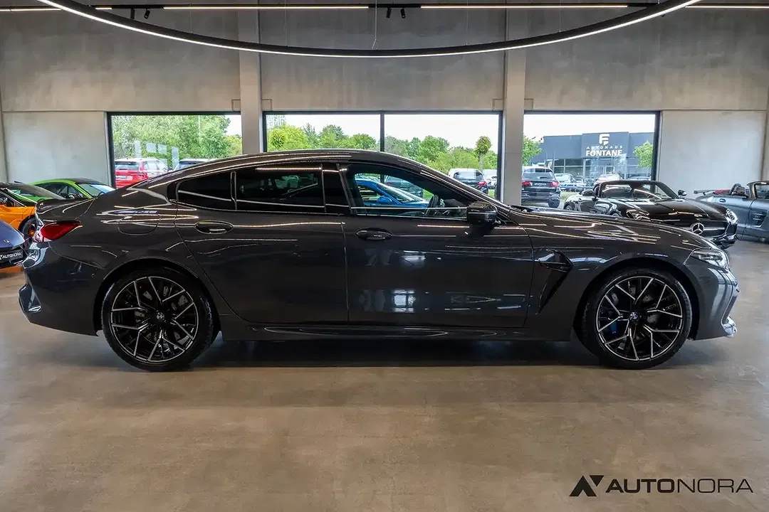 BMW M8 Competition - Thumbnail 7