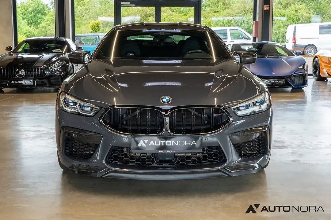 BMW M8 Competition - Thumbnail 3