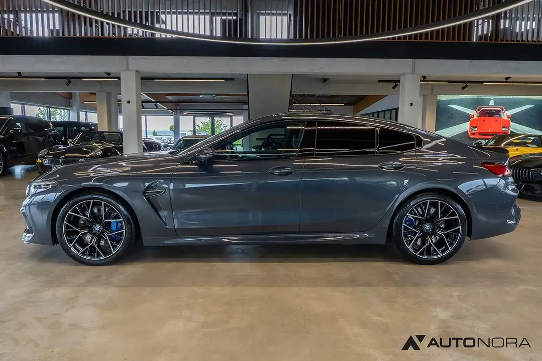 BMW M8 Competition - Thumbnail 4