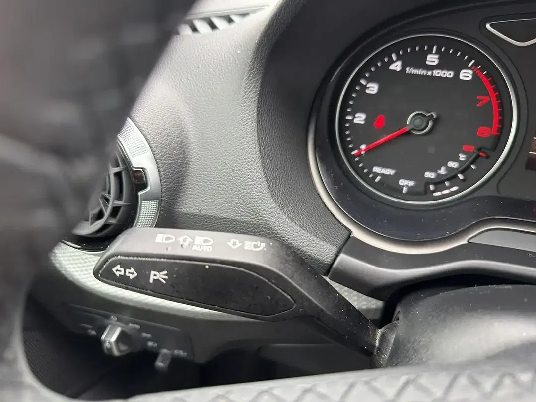 Audi Q2 30 1.0 TFSI Base - Thumbnail 29