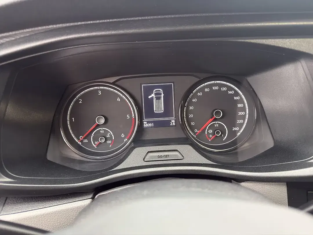 Volkswagen T6 Transporter 2.0 TDI BlueMotion 4Motion - Thumbnail 11