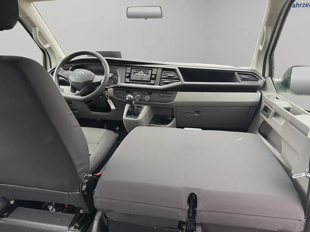 Volkswagen T6 Transporter 2.0 TDI BlueMotion 4Motion - Thumbnail 14