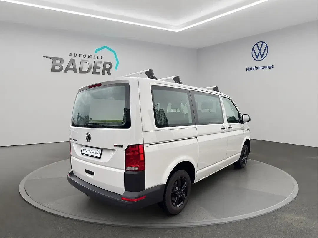 Volkswagen T6 Transporter 2.0 TDI BlueMotion 4Motion - Thumbnail 6