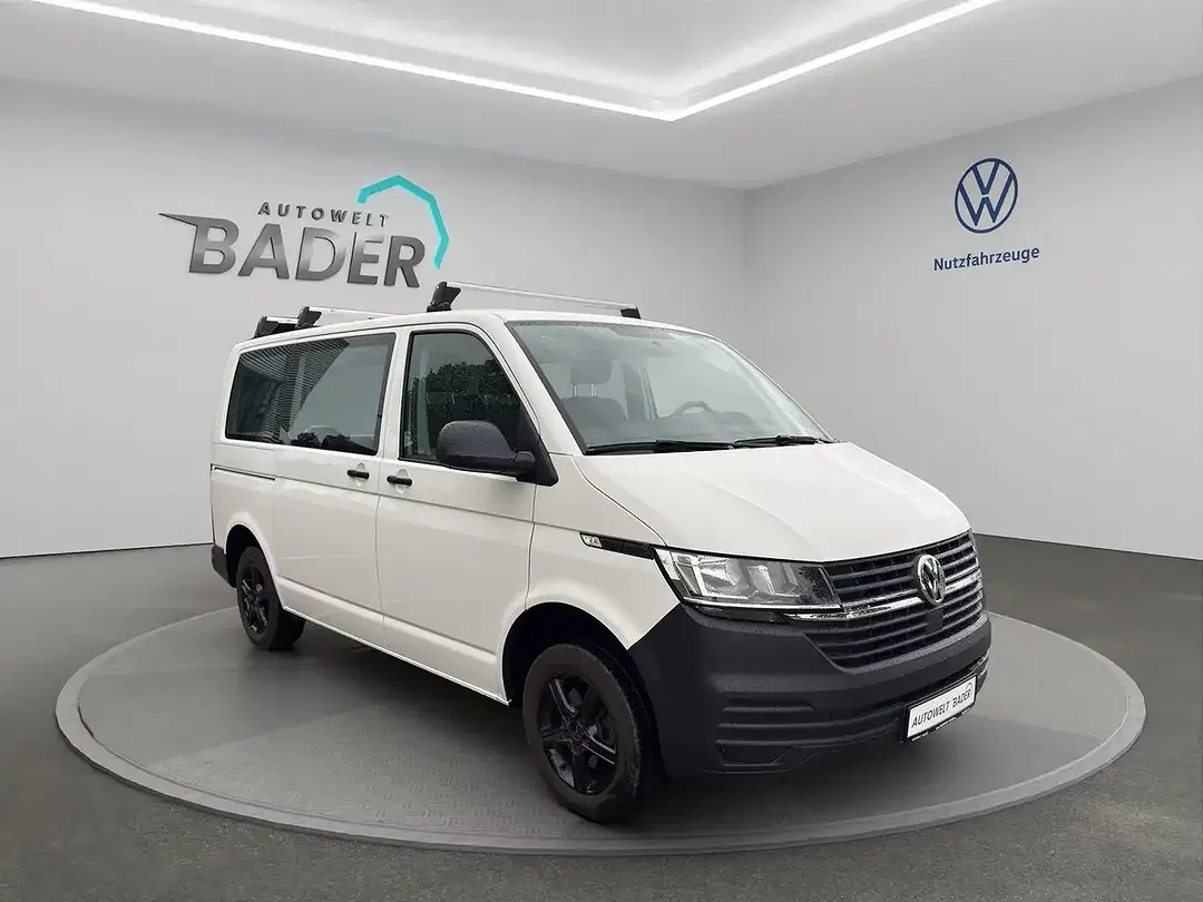 Volkswagen T6 Transporter 2.0 TDI BlueMotion 4Motion - Thumbnail 8