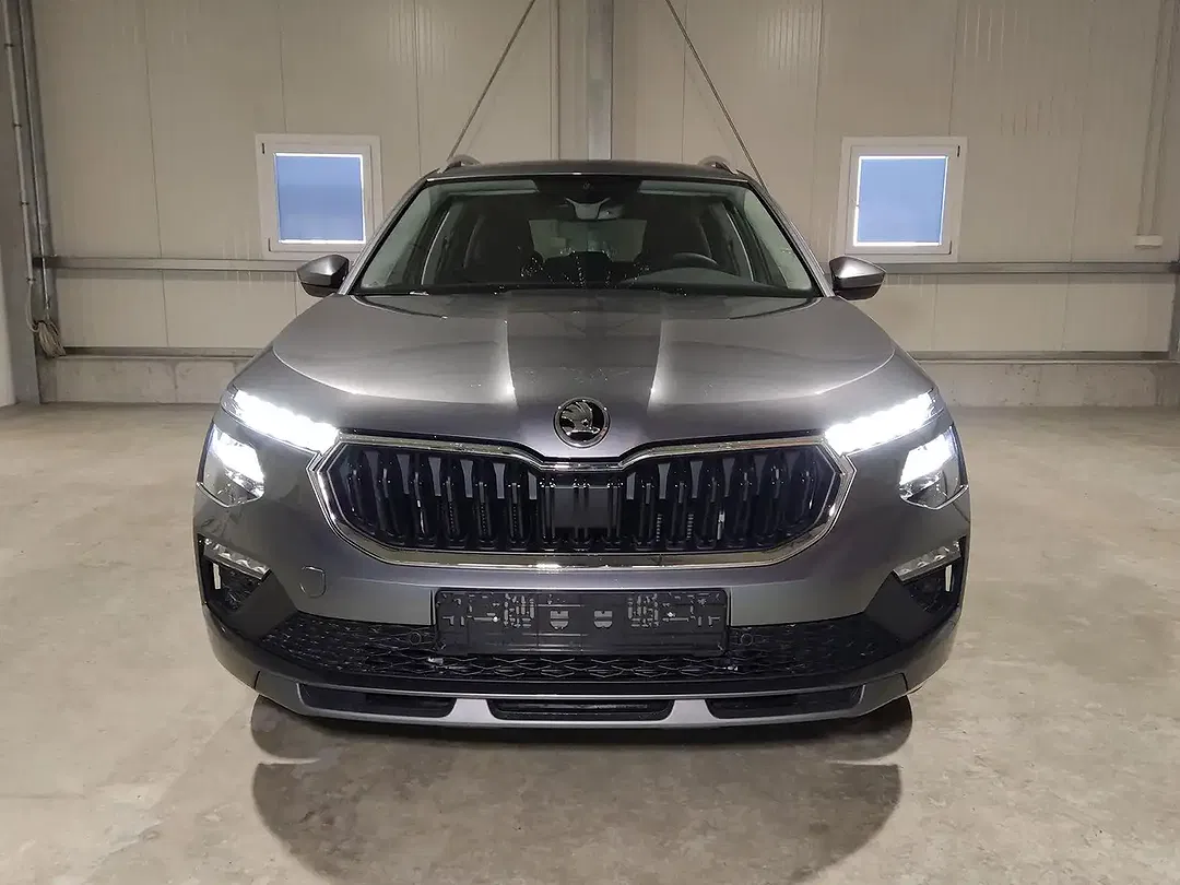 Skoda Kamiq 1.5 TSI DSG 130 Years Premium Edition - Thumbnail 3