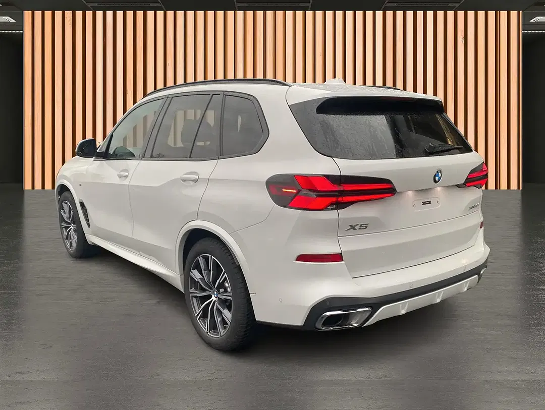 BMW X5 xDrive M Sport - Thumbnail 3