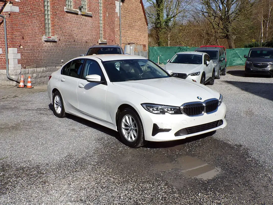 BMW 316 - foto 2