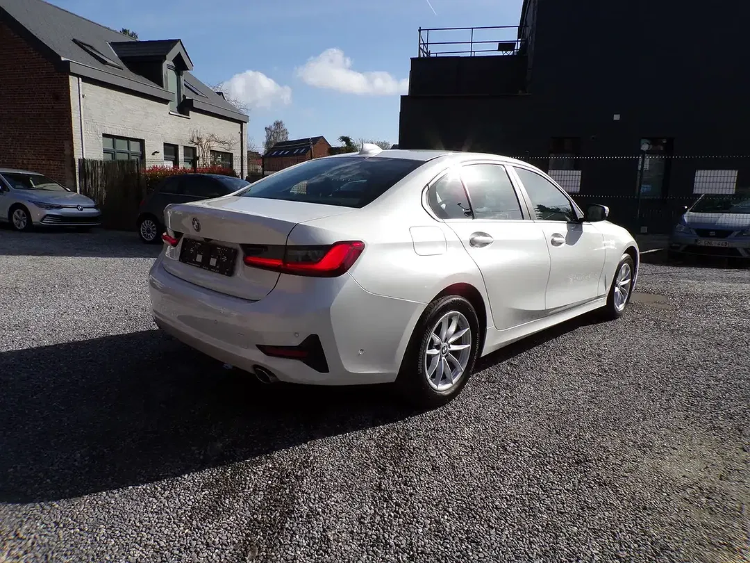 BMW 316 - Thumbnail 3