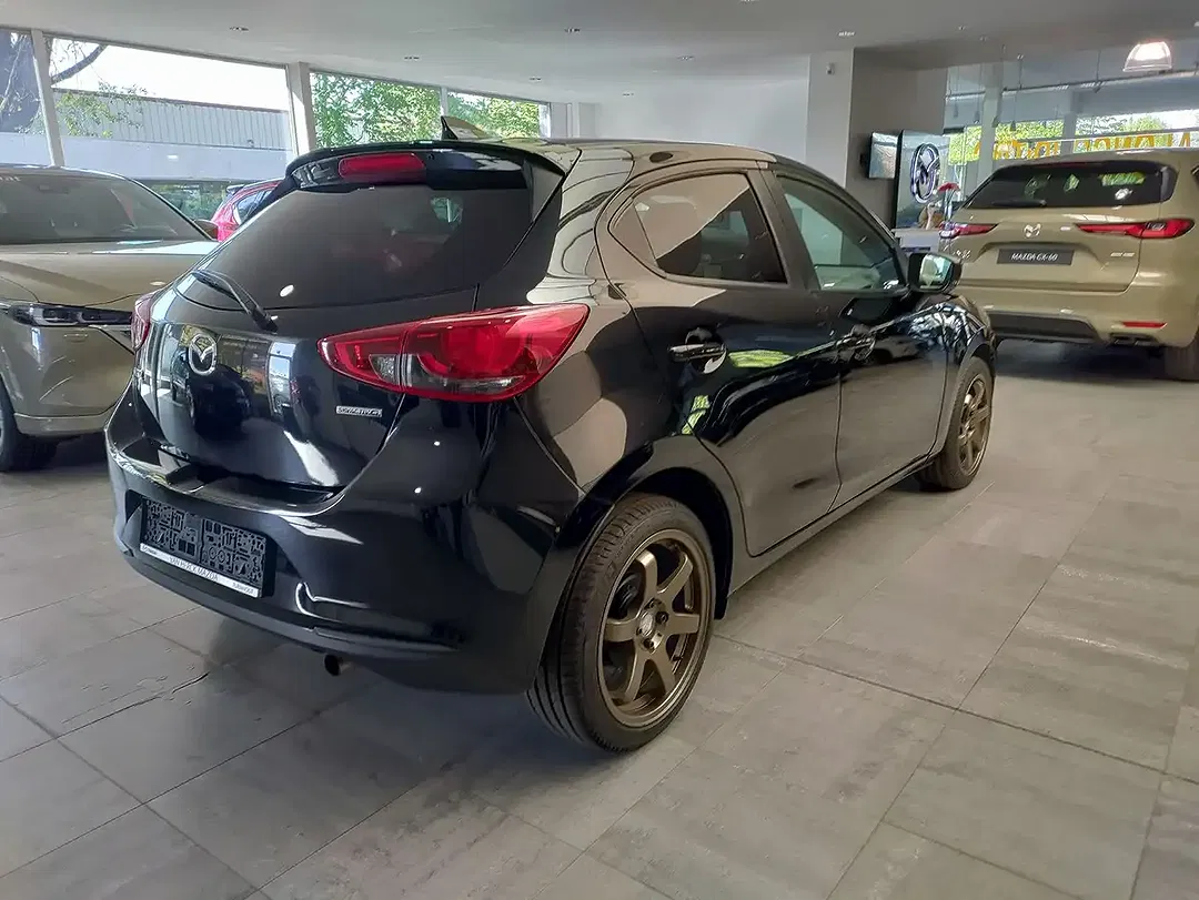 Mazda 2 1.5 SKYACTIV-G - Thumbnail 6