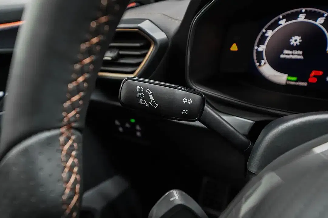 CUPRA Formentor 1.5 eTSI DSG AUT - Thumbnail 10