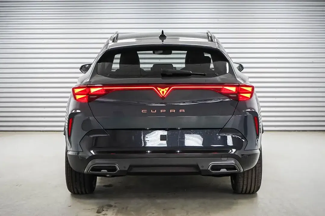 CUPRA Formentor 1.5 eTSI DSG AUT - Thumbnail 4