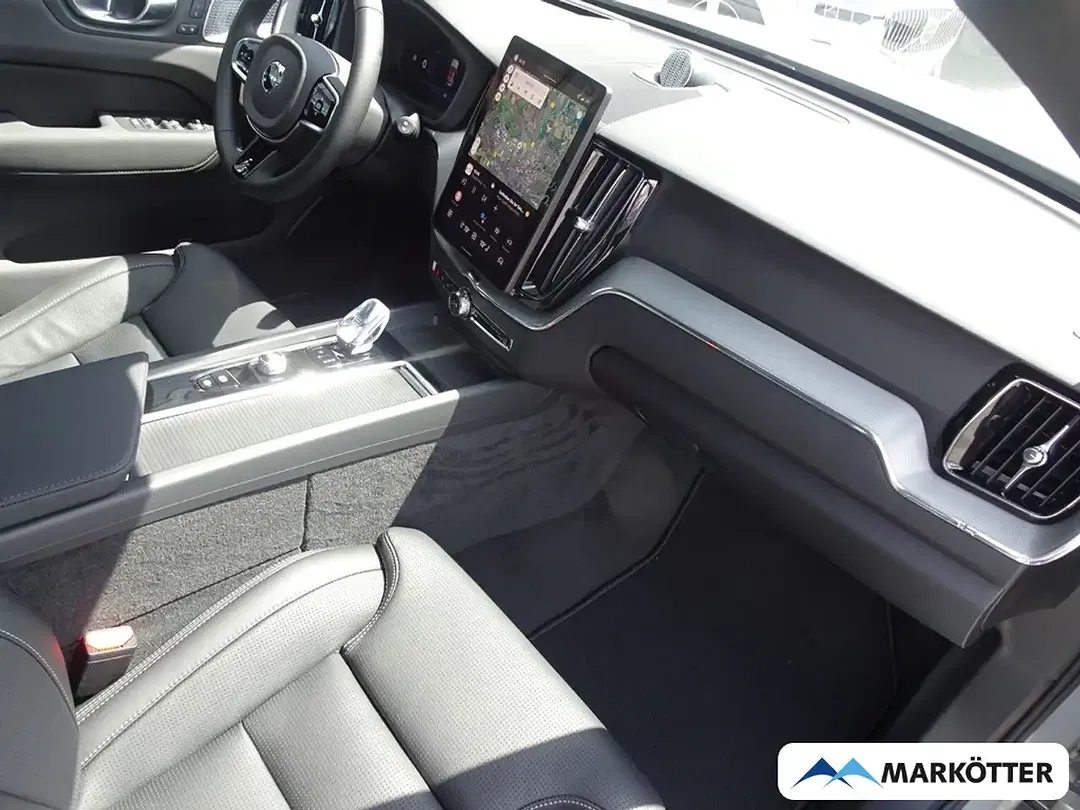 Volvo XC60 T6 AWD Recharge Ultra Black Edition - Thumbnail 8