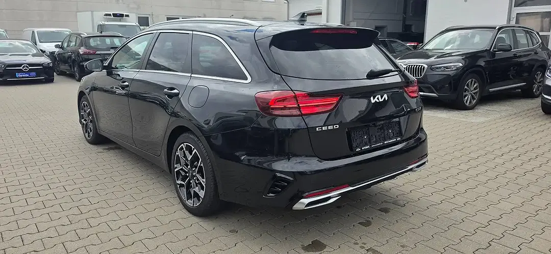 Kia Ceed SW / cee'd SW GT-Line - Thumbnail 4