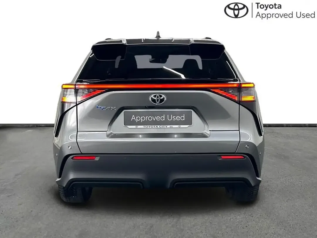Toyota bZ4X Premium - Thumbnail 4