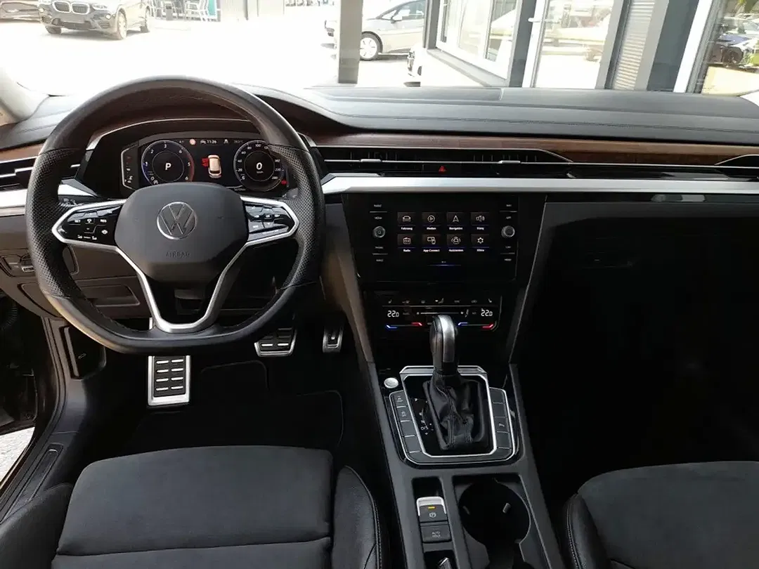 Volkswagen Arteon 2.0 TDI DSG Elegance - Thumbnail 3