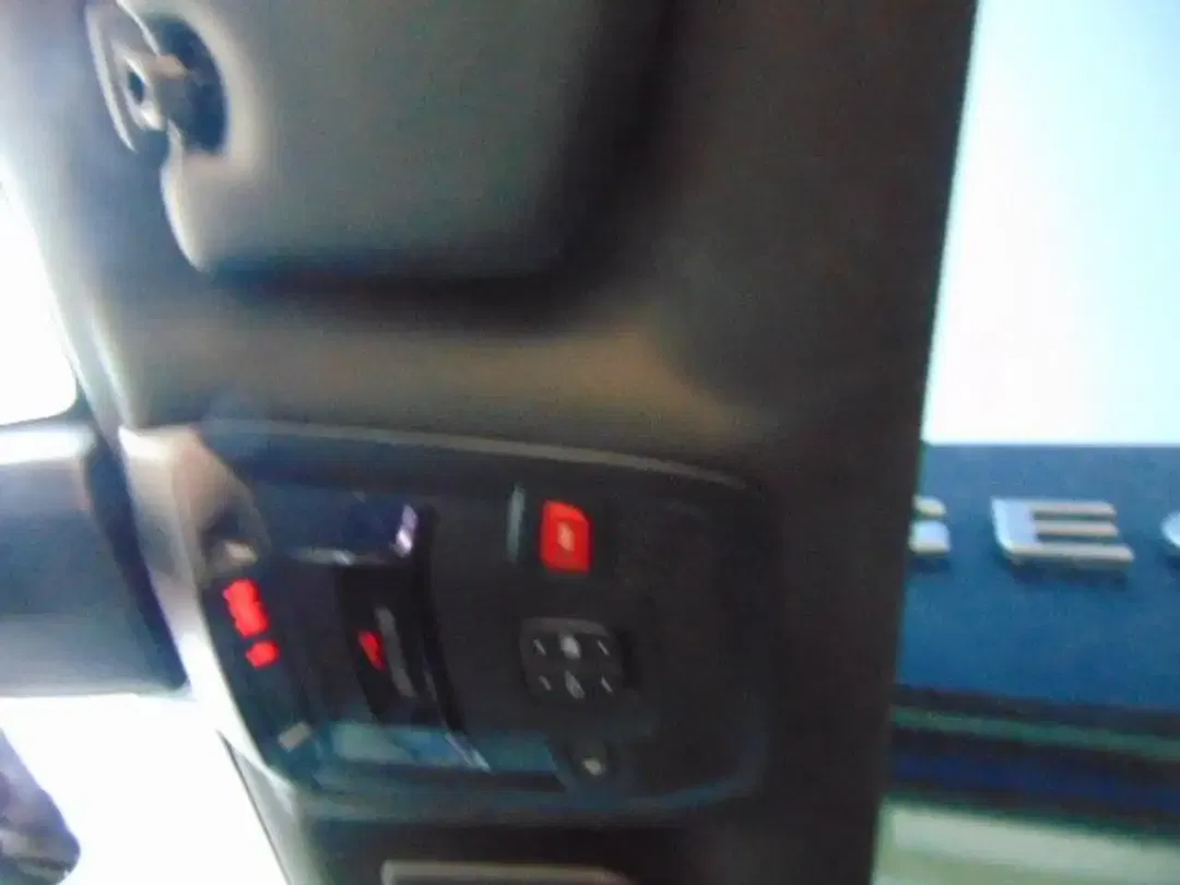 Peugeot 508 Hybrid4 SW - Thumbnail 14