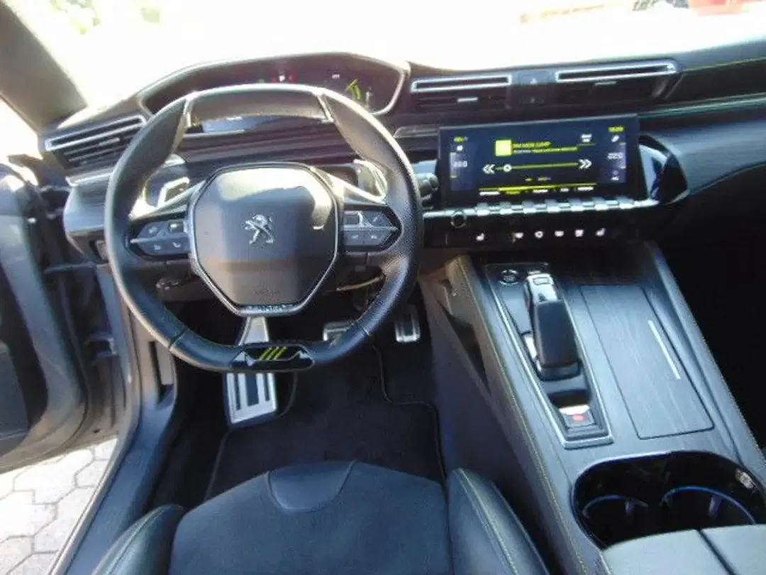 Peugeot 508 Hybrid4 SW - foto 15