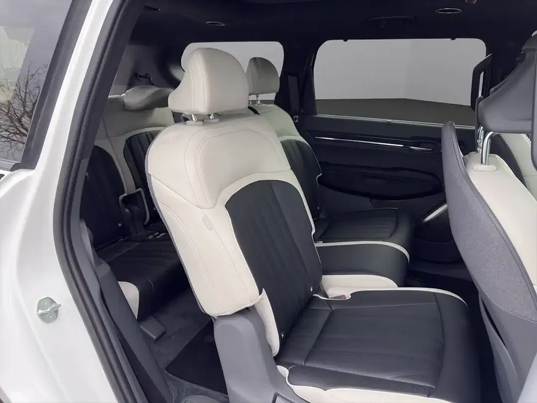 Kia EV9 AWD GT-Line Launch - Thumbnail 8