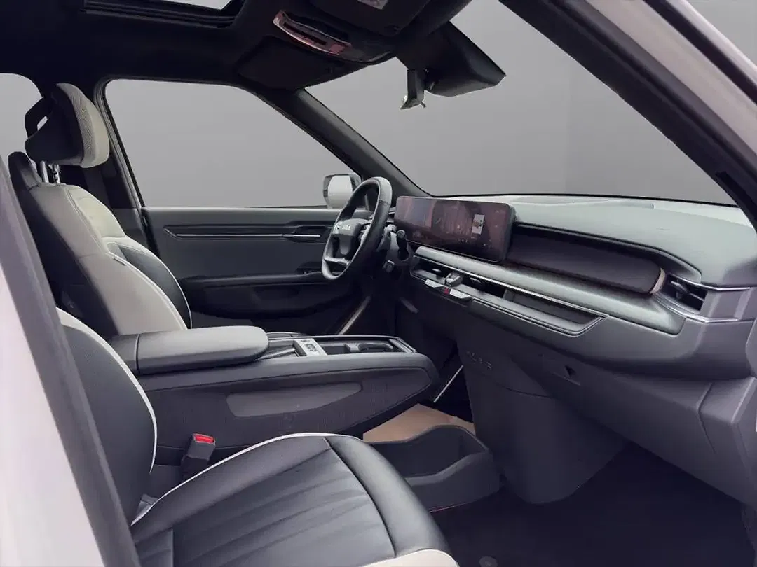 Kia EV9 AWD GT-Line Launch - Thumbnail 9