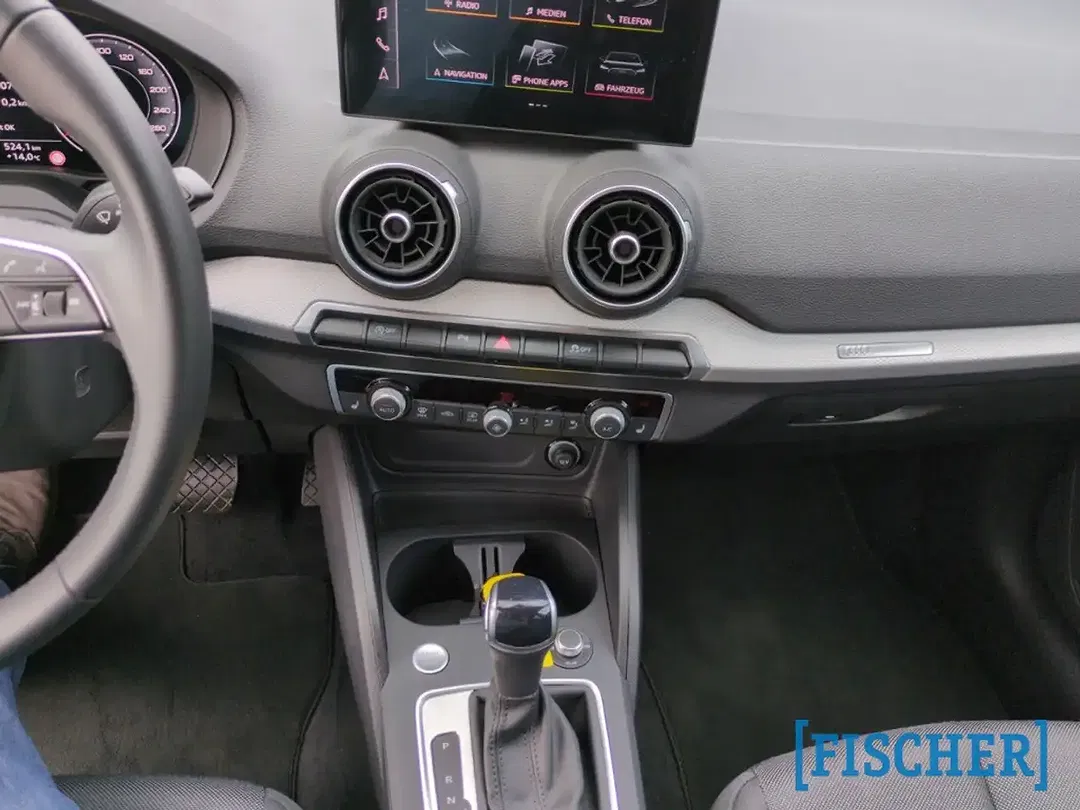 Audi Q2 S tronic Matrix LED advanced - Thumbnail 10