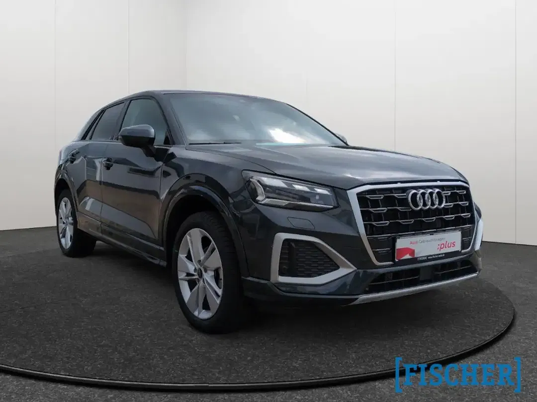 Audi Q2 S tronic Matrix LED advanced - Thumbnail 3