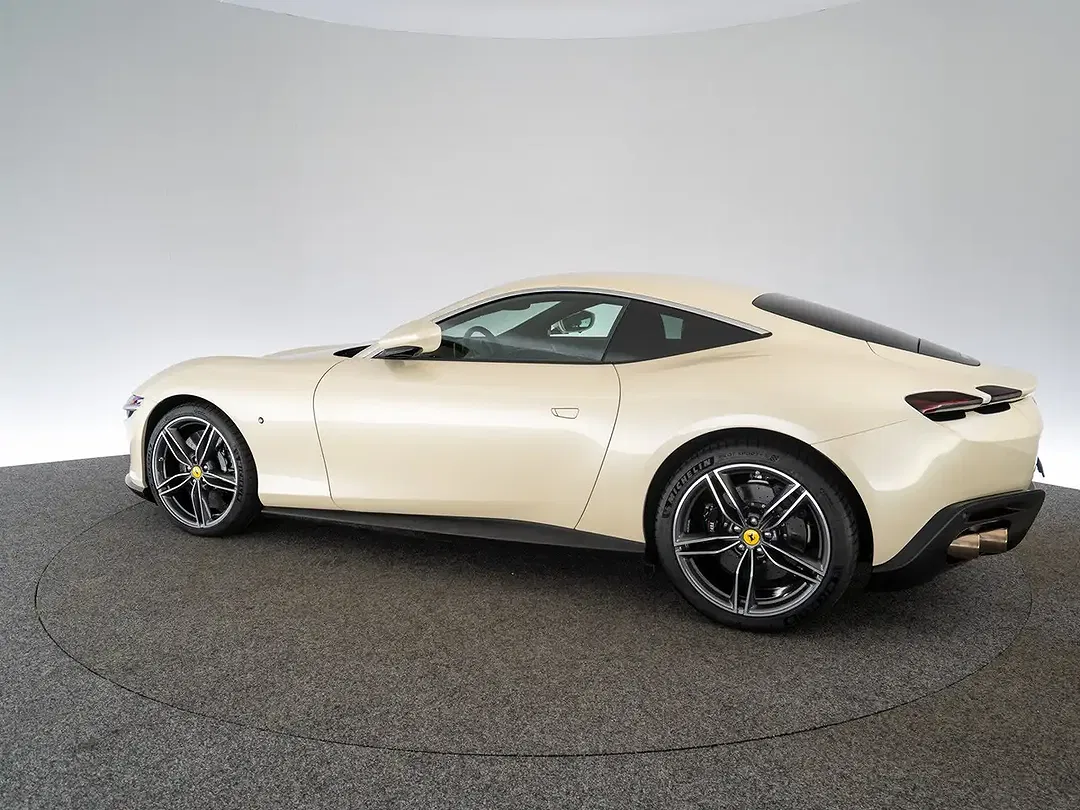 Ferrari Roma Tailor Made - Thumbnail 13