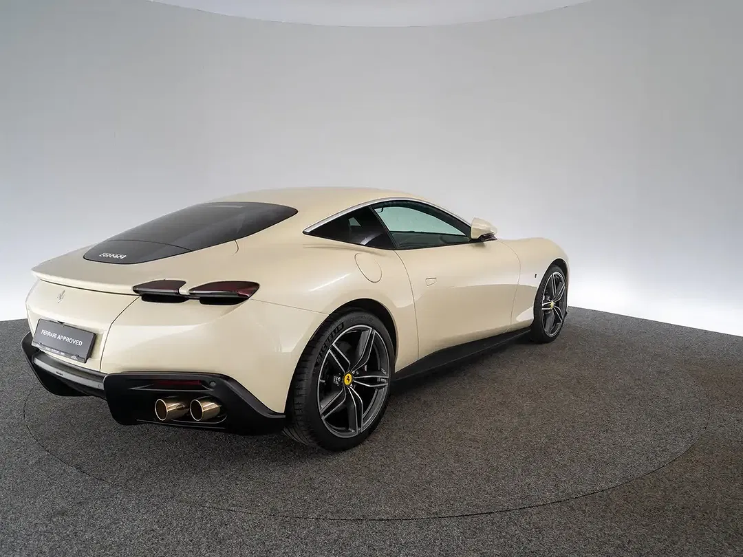 Ferrari Roma Tailor Made - Thumbnail 5