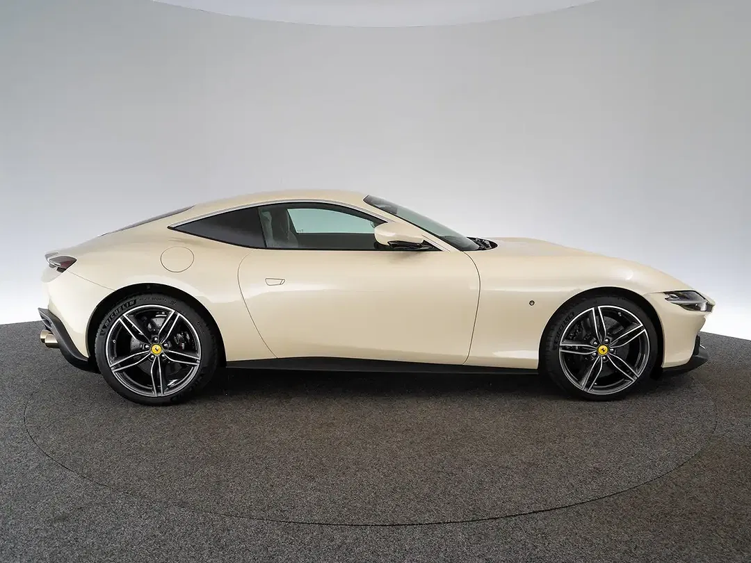 Ferrari Roma Tailor Made - Thumbnail 7