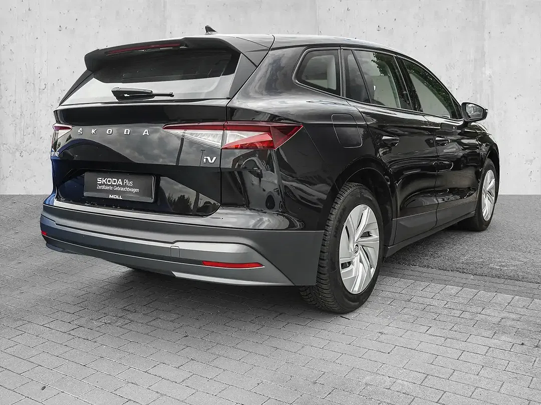 Skoda Enyaq 50 iV - Thumbnail 3