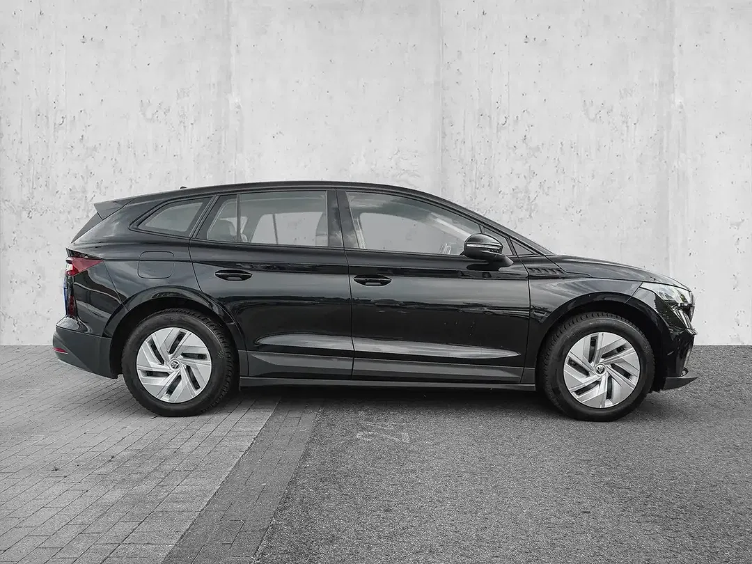 Skoda Enyaq 50 iV - Thumbnail 4