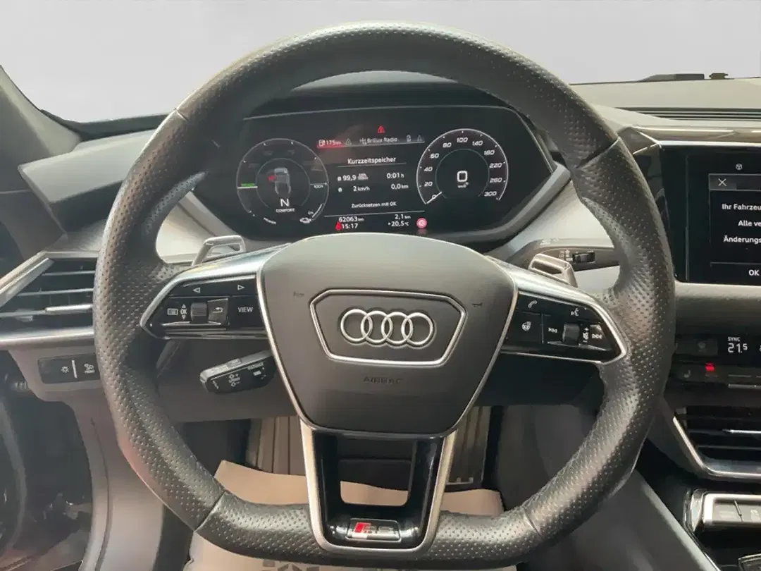 Audi e-tron GT quattro RS Matrix LED - Thumbnail 8