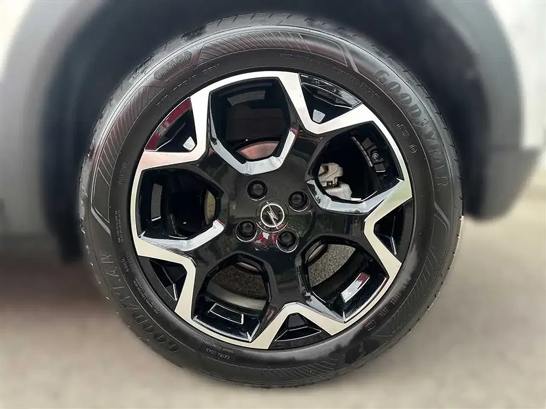 Opel Mokka-E Ultimate - Thumbnail 8