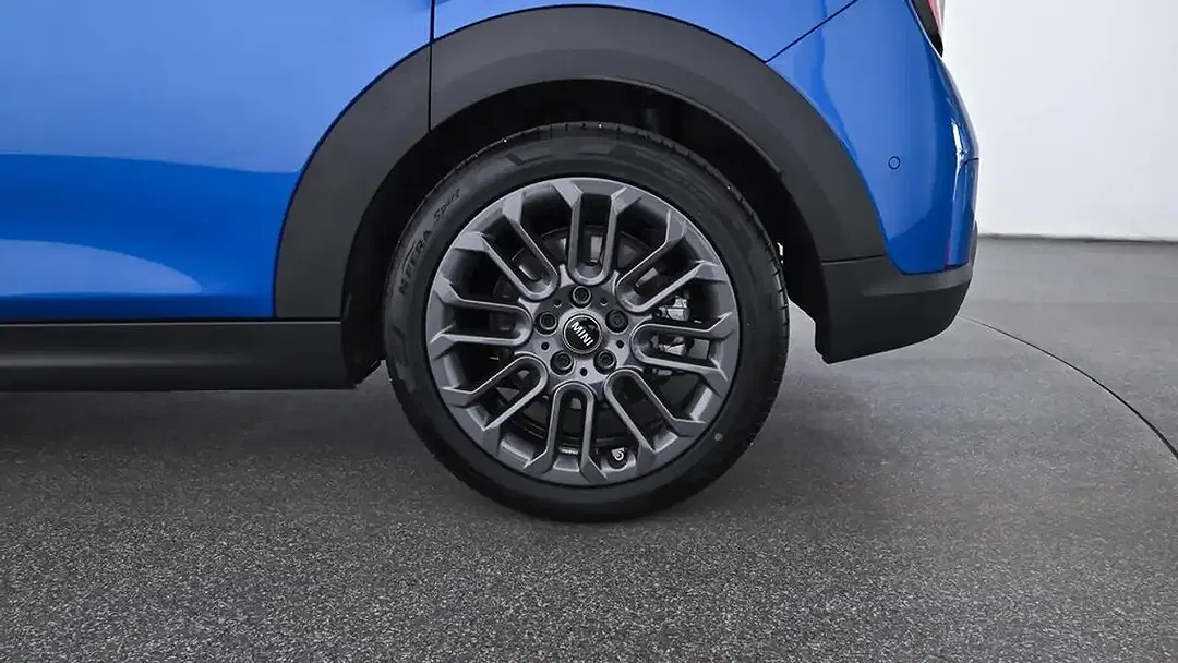 MINI Cooper C Essential Trim - Thumbnail 9