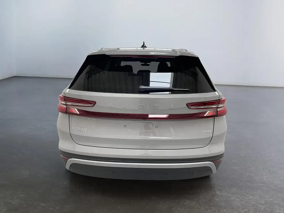 Skoda Kodiaq 2.0 TSI DSG 4x4 Sportline - Thumbnail 5