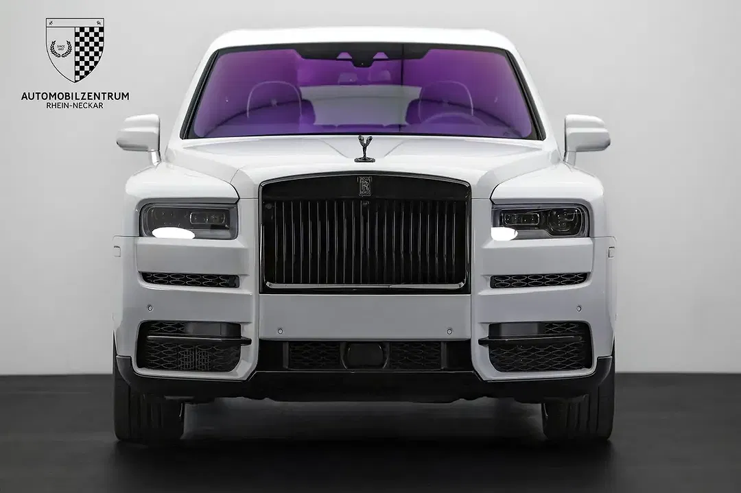 Rolls-Royce Cullinan Black Badge - Thumbnail 3