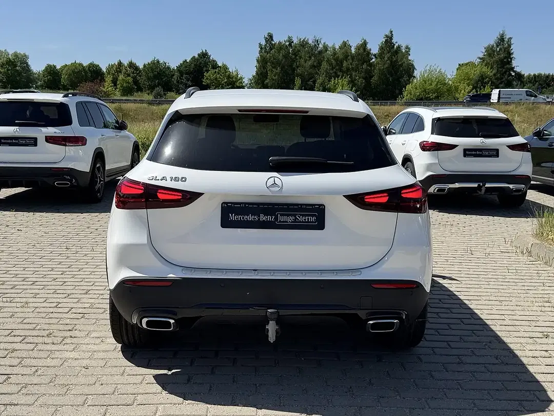Mercedes-Benz GLA 180 Night - Thumbnail 4