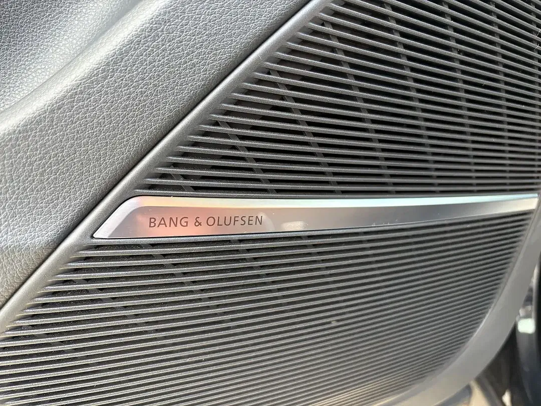 Audi RS Q8 4.0 TFSI quattro plus - Thumbnail 11