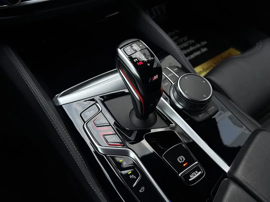 BMW M5 - Thumbnail 12