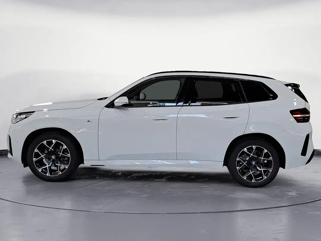 BMW X3 xDrive M - Thumbnail 2