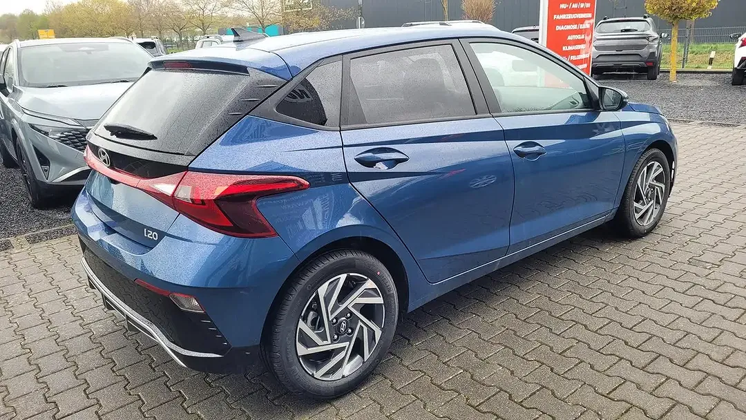 Hyundai i20 Family - Thumbnail 4