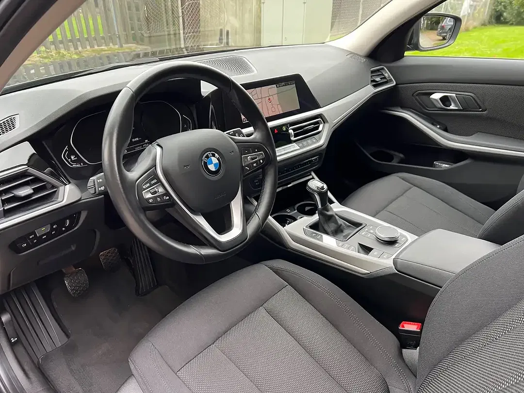 BMW 318 Touring Advantage - foto 2