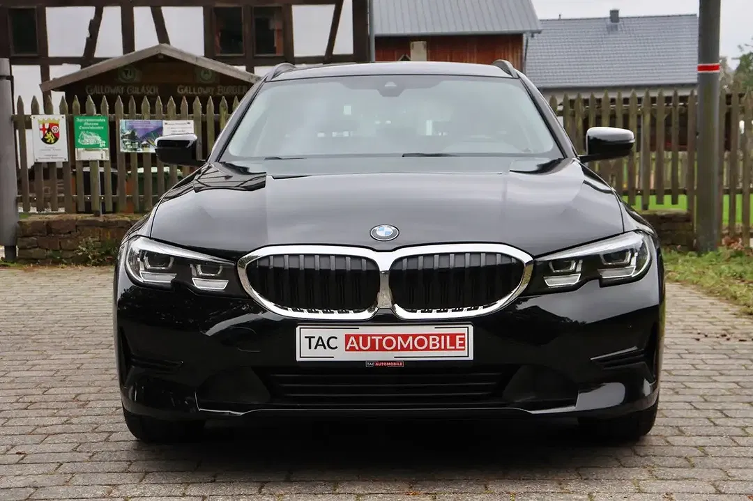 BMW 318 Touring Advantage - Thumbnail 4