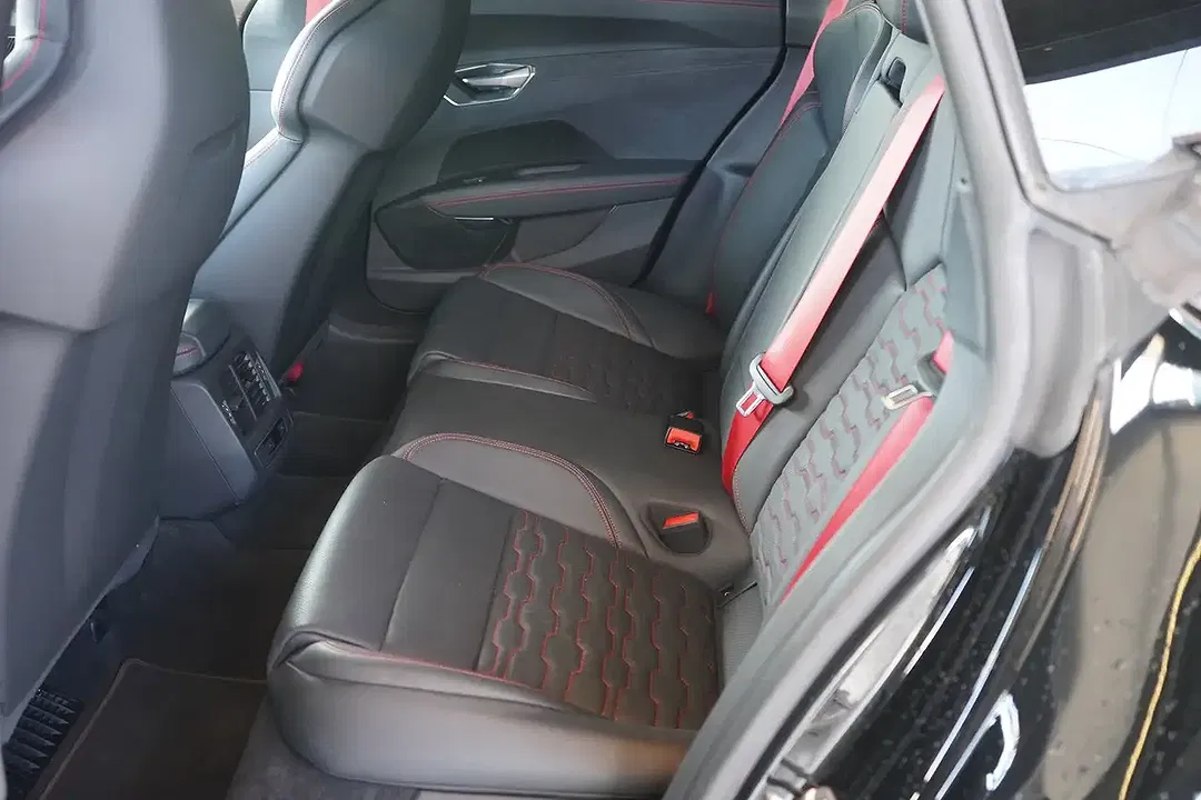 Audi RS e-tron GT - Thumbnail 6