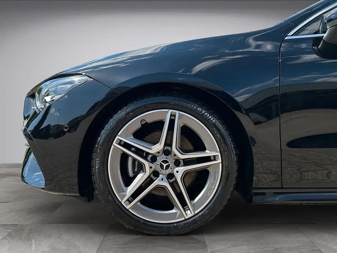 Mercedes-Benz CLA 180 MBUX AMG Line - Thumbnail 14