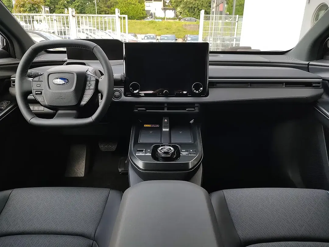 Subaru Solterra AWD Comfort - Thumbnail 10