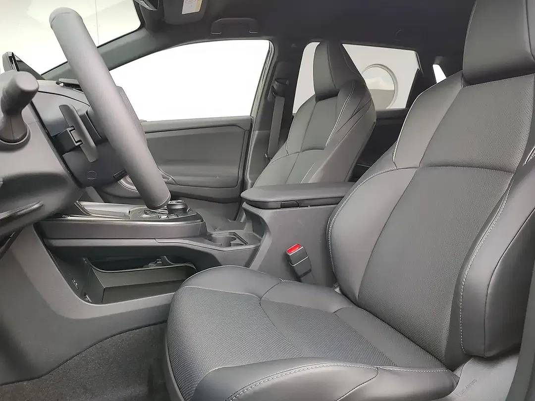 Subaru Solterra AWD Comfort - Thumbnail 13