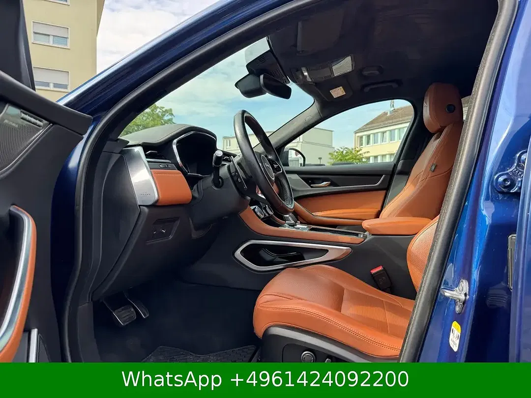Jaguar F-Pace 4x4 R-Dynamic SE - Thumbnail 12
