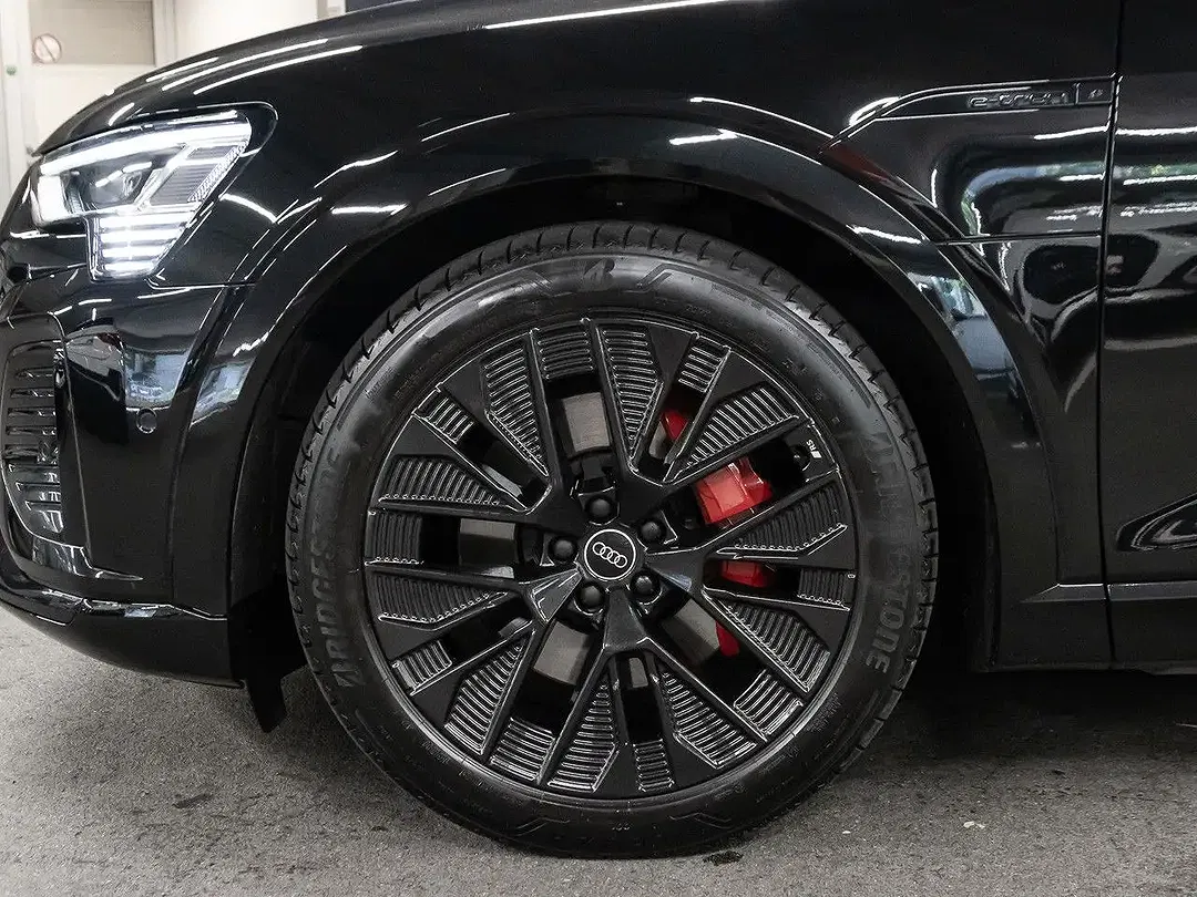 Audi Q8 e-tron 50 quattro Matrix LED S line Edition - Thumbnail 10