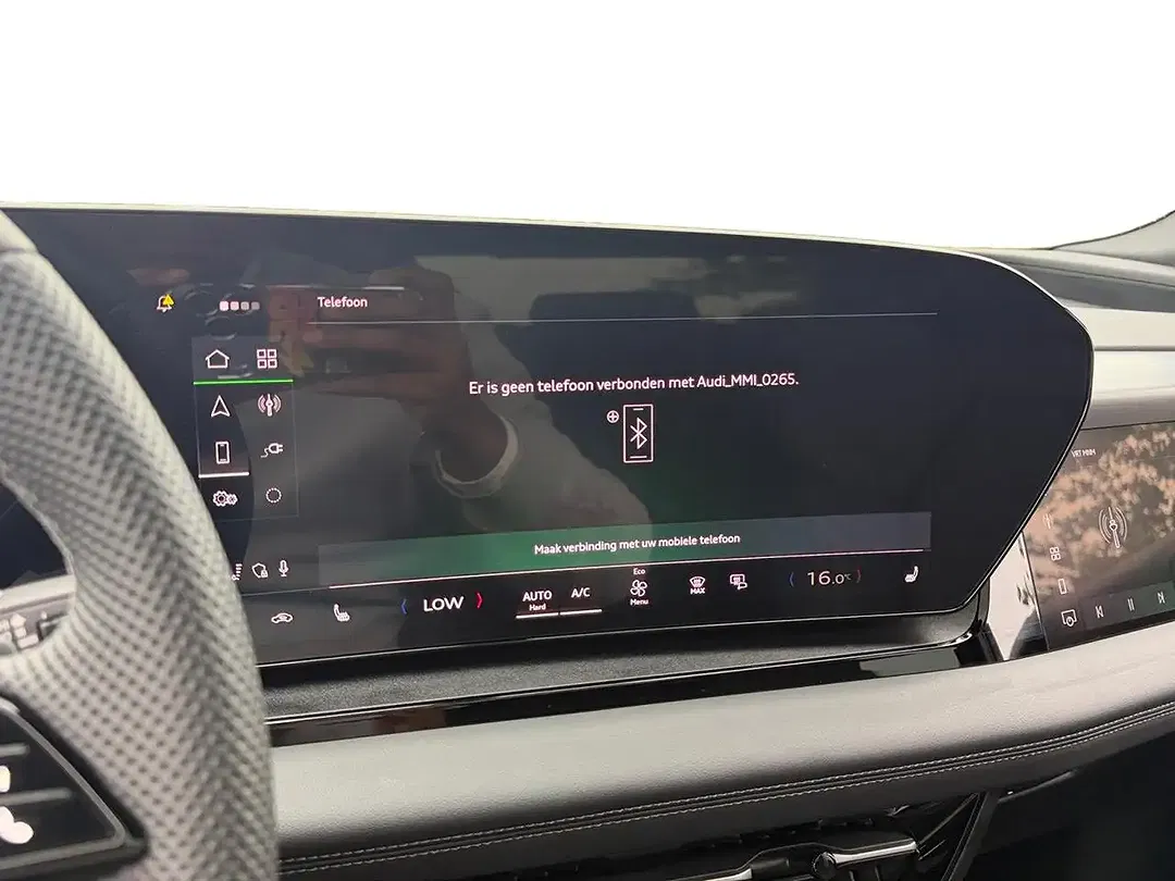 Audi Q6 e-tron 55 - Thumbnail 14