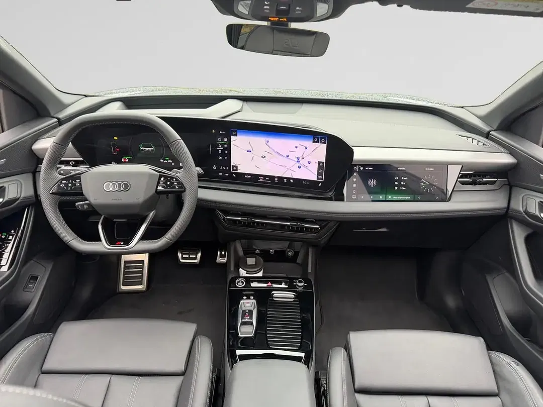 Audi Q6 e-tron 55 - Thumbnail 4